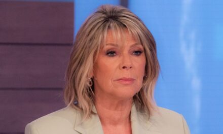 Ruth Langsford parle de son besoin de thérapie après la « rupture » de son mariage de 14 ans avec Eamon Holmes