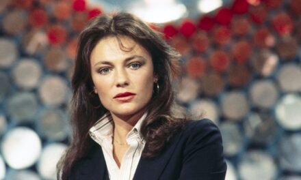 L&rsquo;icône hollywoodienne de 81 ans a toujours l&rsquo;air incroyablement jeune lors de sa dernière sortie