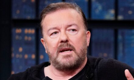 Ricky Gervais reçoit un avertissement dans une maison de 5 millions de livres sterling à la suite d&rsquo;inondations « potentiellement mortelles »