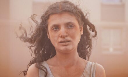 La réalisatrice d&rsquo;Alpha Julia Ducournau sur la question « existentielle » de l&rsquo;amour inconditionnel – exclusive