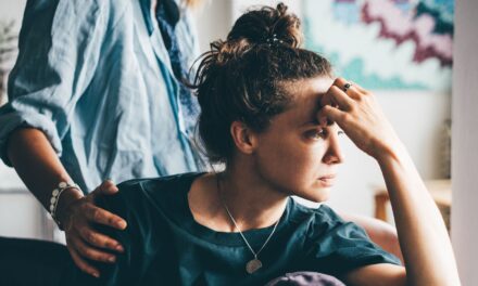 6 experts en matière de signaux d’alarme en début de relation disent que vous ne devriez pas les ignorer