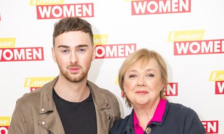 Mise à jour sur la santé de la famille de Pauline Quirke : « Elle est toujours drôle. Elle parle&rsquo;