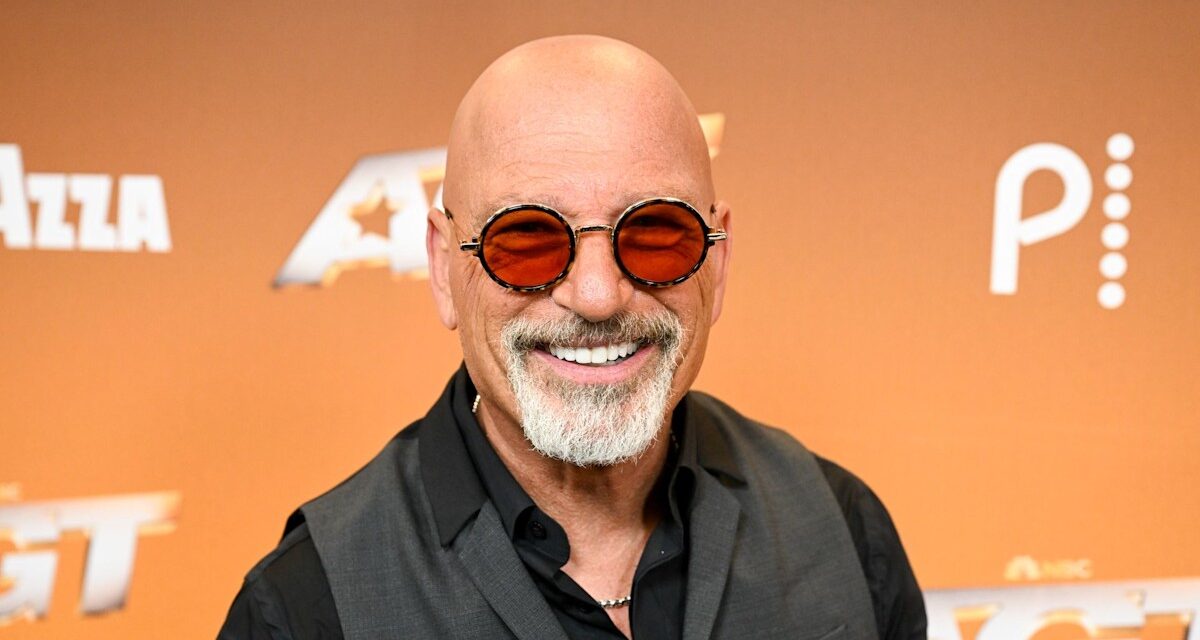 Howie Mandel est méconnaissable avec ses longs cheveux bouclés sur les photos incontournables de son 70e anniversaire
