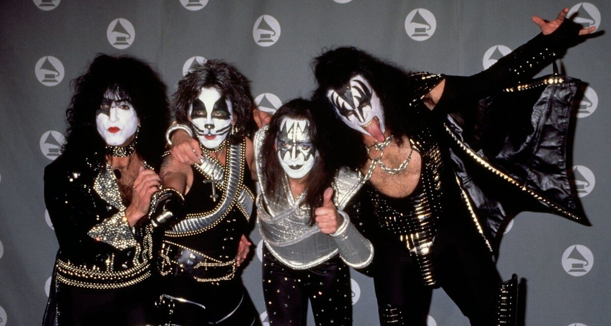 La cause du décès de la star de KISS révélée suite à son décès soudain