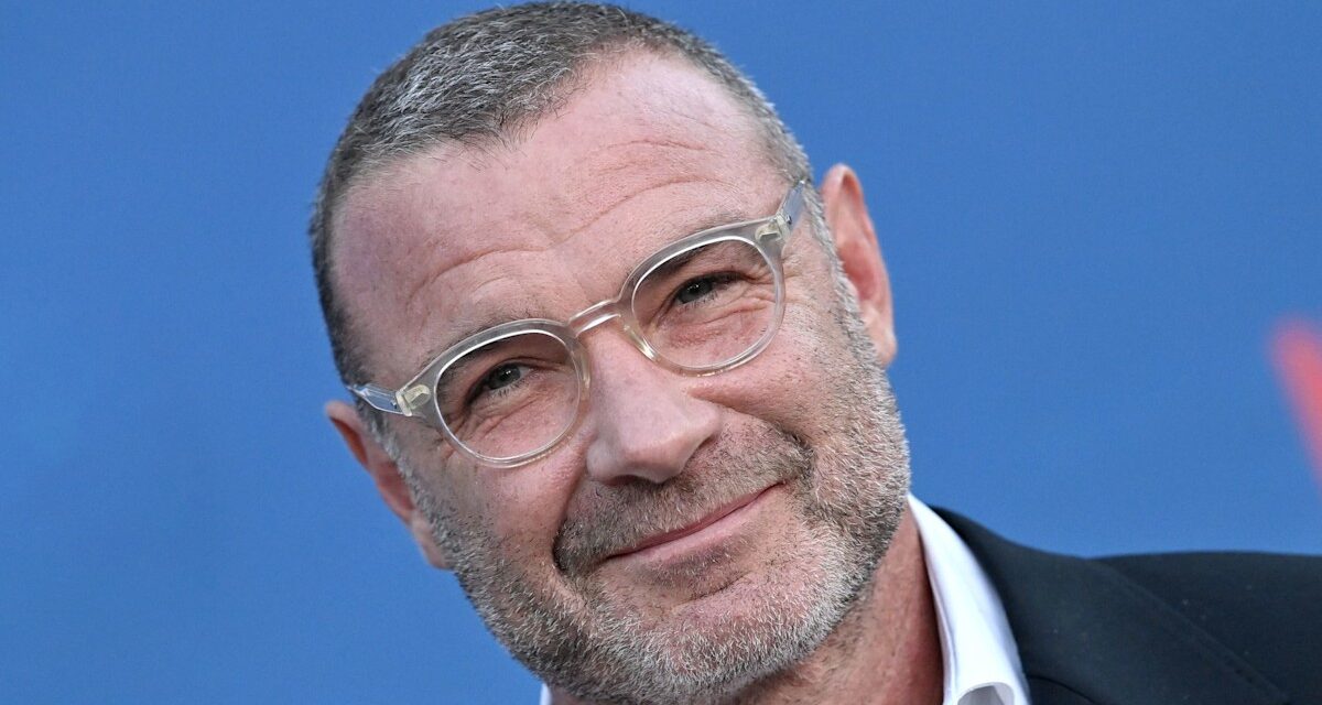 Liev Schreiber, 58 ans, hospitalisé et subit une « batterie de tests »