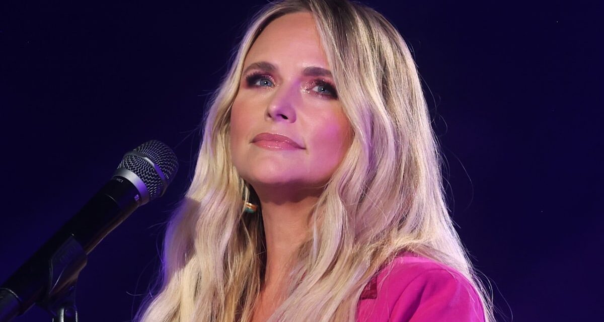 Miranda Lambert a le cœur brisé alors qu&rsquo;elle pleure 2 décès avec des adieux émouvants