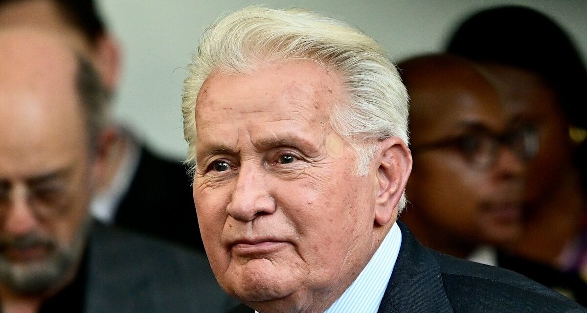 Martin Sheen révèle une vérité inattendue sur son changement de nom
