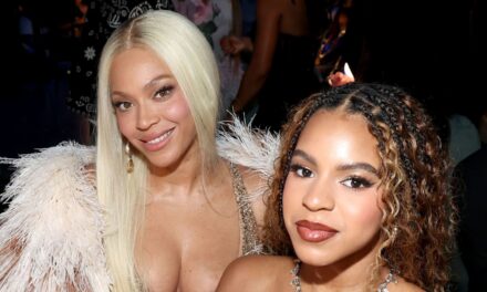 Comment Beyoncé et sa fille adolescente Blue Ivy sont venues à la rescousse lorsque Tina Knowles était malade