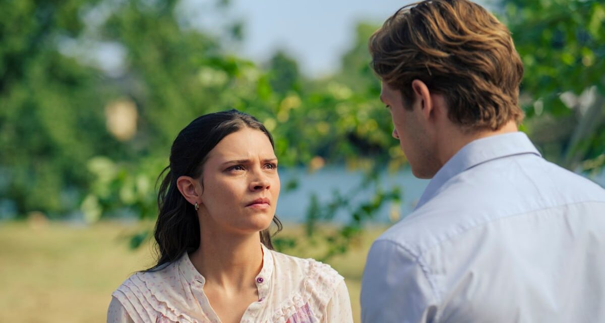 Les téléspectateurs sont « obsédés » après avoir regardé en frénésie la première de trois épisodes « incroyables » du drame romantique de retour