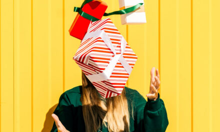 Ces 7 astuces sont le Saint Graal pour planifier un Noël douillet sans trop dépenser – selon un expert en finance