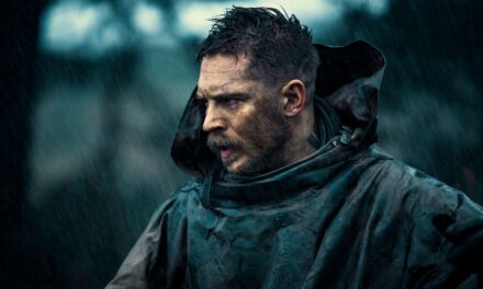 Le drame historique oublié en 8 épisodes de Tom Hardy, Taboo, salué comme un « chef-d&rsquo;œuvre »