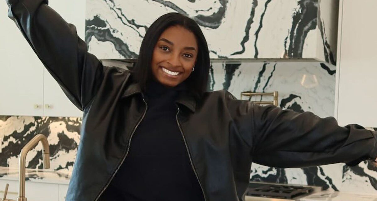 Simone Biles fait visiter une superbe maison texane de 3 millions de dollars qui a pris 5 ans