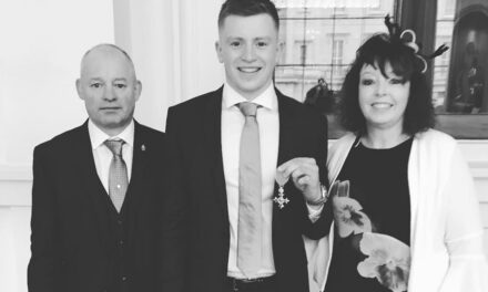 Dans l&rsquo;éducation de la « classe ouvrière » d&rsquo;Adam Peaty avec 3 frères et sœurs et des parents protecteurs