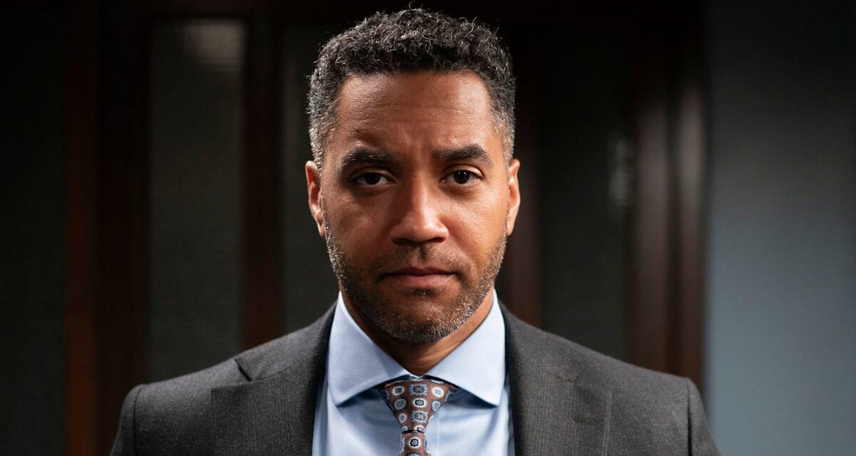 Dans la vie très privée de la nouvelle star des Shetland, Samuel Anderson, loin des caméras