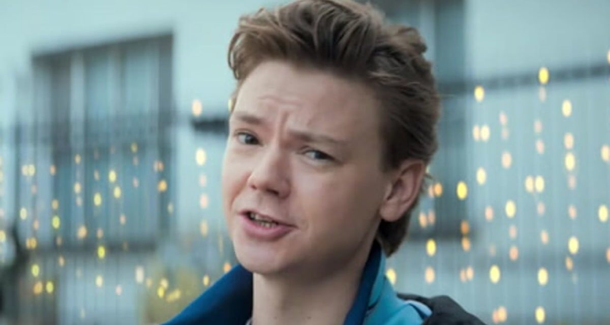 L&rsquo;enfant star de Love Actually est complètement méconnaissable dans la nouvelle publicité de Noël – regardez