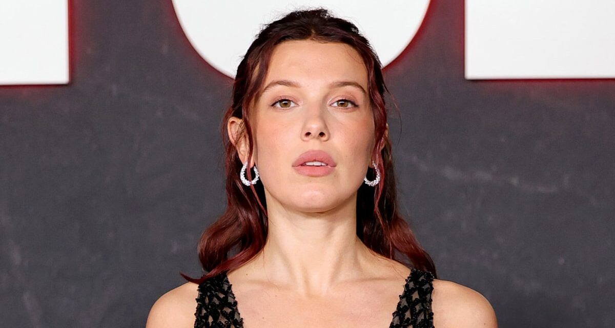 Millie Bobby Brown suscite la frénésie des fans avec une séance photo sensuelle avec le Père Noël
