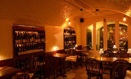 Covent Garden à Noël : champagne, dégustation de vin, chants de Noël et LEGO !