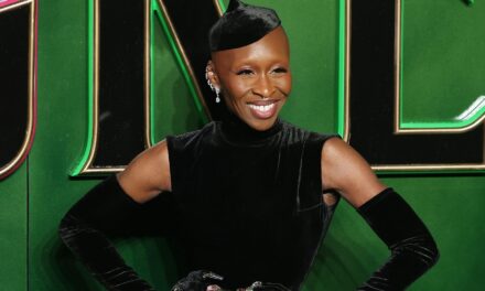 Cynthia Erivo réagit à la découverte par un fan du chapeau qu&rsquo;elle a perdu lors de la première de London Wicked l&rsquo;année dernière