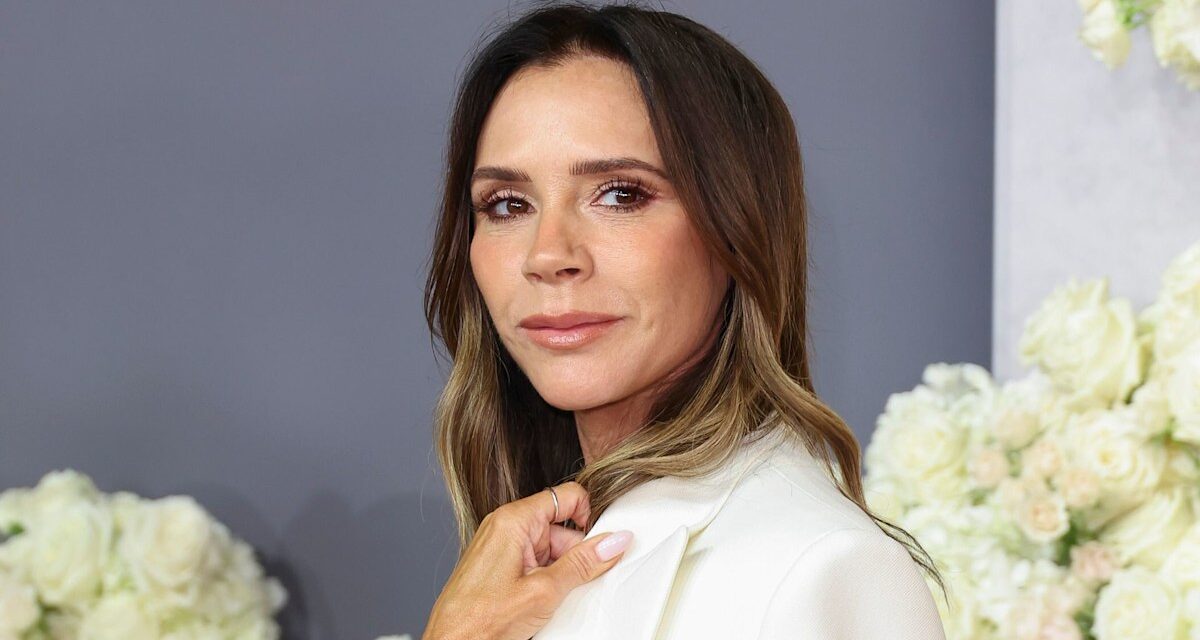 Le symbole discret de Victoria Beckham de « la force dans l&rsquo;adversité » lors du grand jour de Sir David
