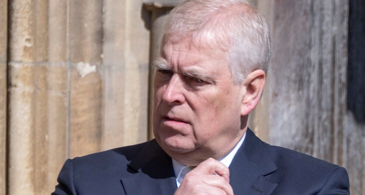 Andrew Mountbatten Windsor s&rsquo;apprête-t-il à changer de nom après avoir perdu des titres ?