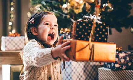 Comment offrir des cadeaux aux enfants à Noël ? Les experts caritatifs préviennent que nous sommes à un « point de rupture »