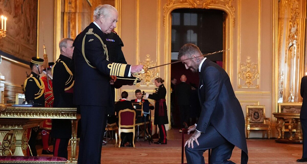 David Beckham reçoit ENFIN le titre de chevalier car il est soutenu par une famille aimante – meilleures photos