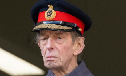 Le duc de Kent en deuil fait une sombre apparition 9 semaines après le décès de sa femme