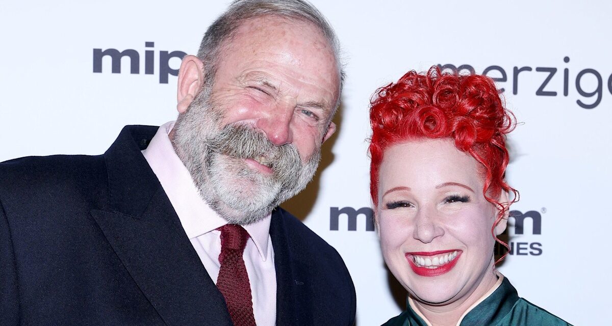 Dick et Angel Strawbridge perpétuent la tradition du château en donnant à la maison une cure de jouvence festive