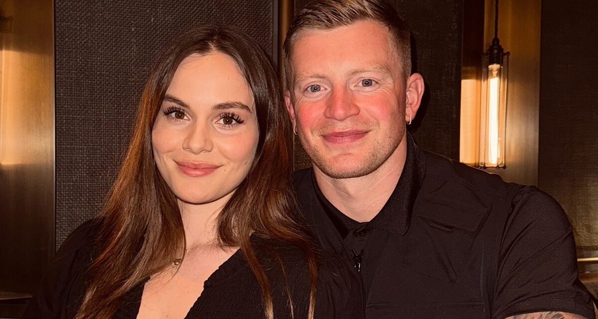 Holly Ramsay révèle une réelle dynamique dans la relation avec Adam Peaty alors que la querelle familiale s&rsquo;intensifie pendant une période « stressante »