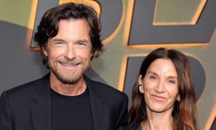 La femme et les filles de Jason Bateman ressemblent à des mannequins en devenir pour une apparition étoilée