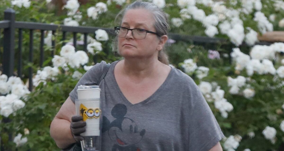 Bridget Fonda, 61 ans, brille au milieu d&rsquo;une transformation de perte de poids de 80 livres