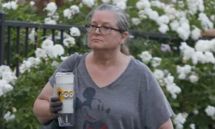 Bridget Fonda, 61 ans, brille au milieu d&rsquo;une transformation de perte de poids de 80 livres