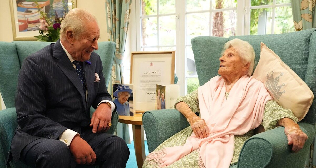 Supercentenaires : Les vrais secrets de vivre jusqu&rsquo;à 120 ans, révélés par un expert