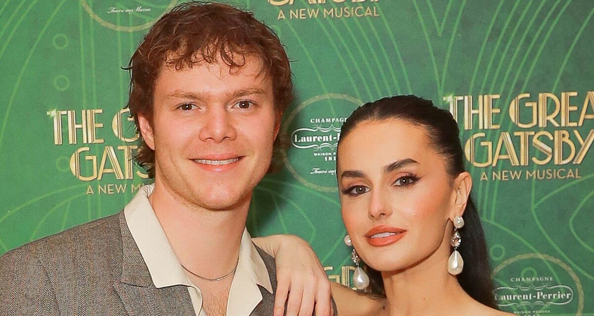 La réaction du petit ami d&rsquo;Amber Davies à « Strictly maudit » révélée après le « baiser » de Nikita Kuzmin