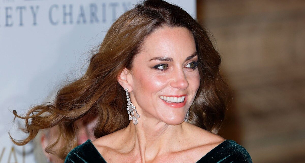 La robe la plus scintillante de Kate Middleton qu&rsquo;elle a gardée pour une sortie très importante