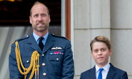 Le prince William emmène Prince George dans un refuge pour sans-abri