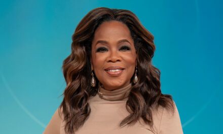 Oprah Winfrey admet être « embarrassée » par son poids de 211 livres alors qu&rsquo;elle parle de la transformation corporelle à l&rsquo;aide des GLP-1