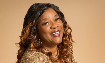 La star de Dreamgirls Loretta Devine, 76 ans, sur le nouveau film de Noël à vie et l&rsquo;amitié avec Sheryl Lee Ralph – exclusive