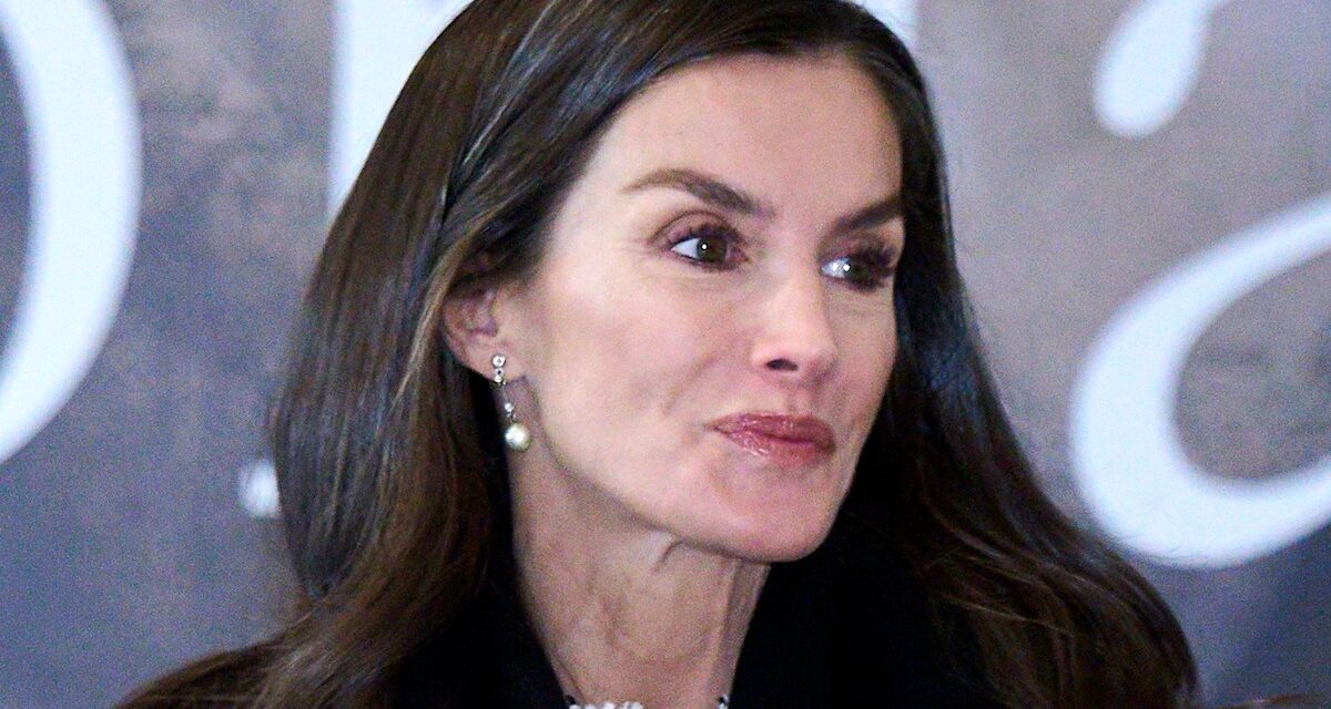 La reine Letizia d&rsquo;Espagne adresse un message discret de soutien aux organisations à but non lucratif locales