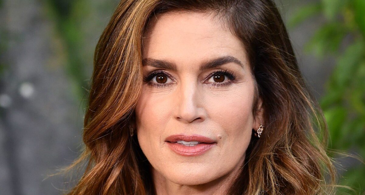 À l&rsquo;intérieur du régime sans nourriture avant 10 heures de Cindy Crawford et du smoothie quotidien qui interrompt son jeûne