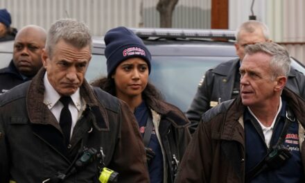 La star de Chicago Fire révèle un retour surprise après presque un an d&rsquo;absence : « De retour sur le plateau »