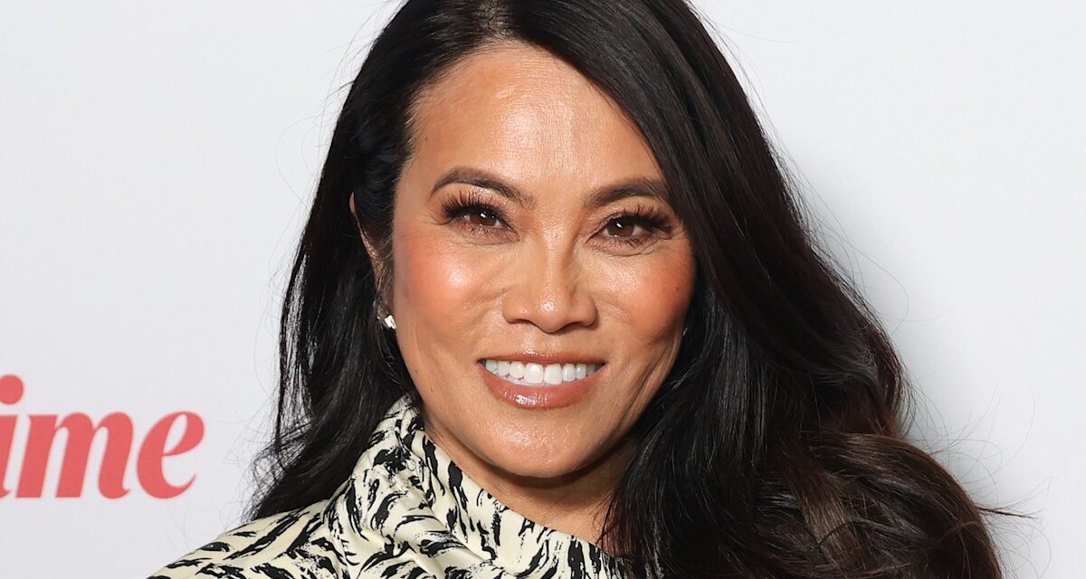 À l&rsquo;intérieur du mariage de 25 ans de la star de Dr. Pimple Popper, Sandra Lee, avec son mari Jeffrey Rebish et de leur vie de famille