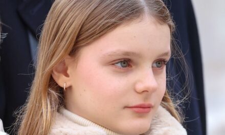 Gabriella, la mini-fille de la princesse Charlene, vient de plaider en faveur d&rsquo;une tenue décontractée à Noël
