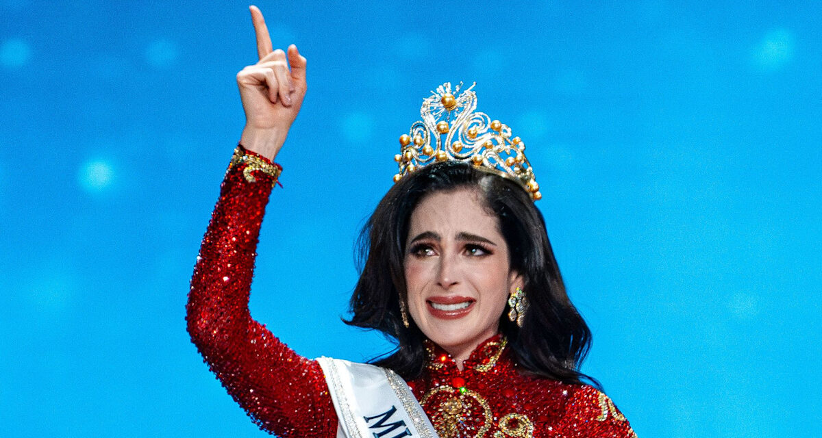 Le PDG de Miss Univers démissionne après un mois de travail dans le cadre du dernier bouleversement d&rsquo;un concours criblé de controverses