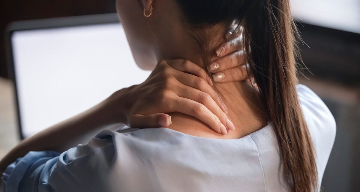 Comment inverser le cou technologique à la maison – sans chiropracteur