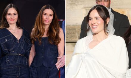 L&rsquo;hommage de Holly Ramsay, 29 ans, à maman Tana le jour du mariage avec Adam Peaty