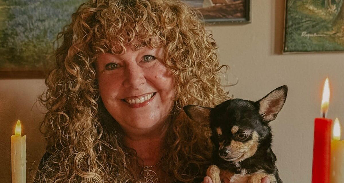 Comment vivre une vie plus magique – selon la sorcière moderne Emma Griffin