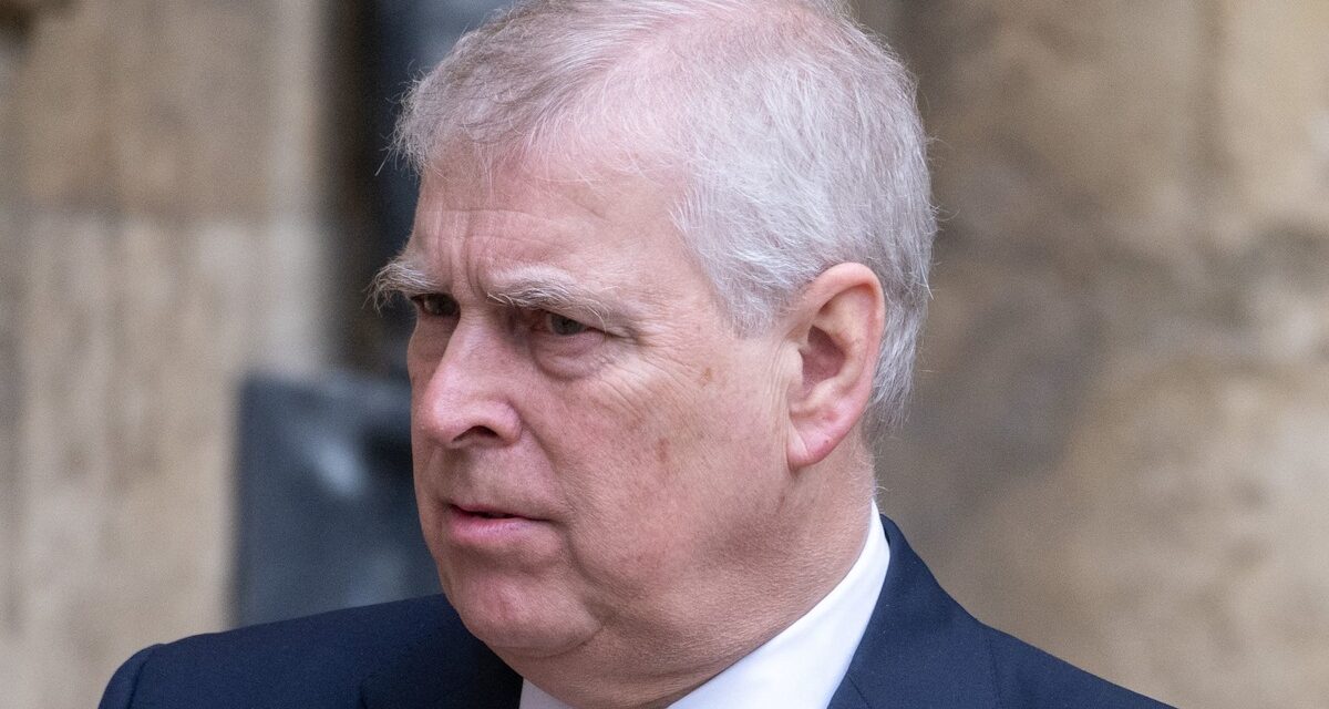 Pourquoi Andrew Mountbatten-Windsor pourrait rester au Royal Lodge pendant encore un an