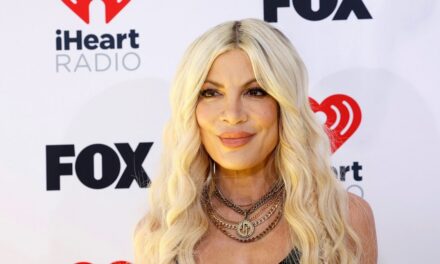 Tori Spelling annule son événement à Las Vegas avec Brian Austin Green pour des raisons de santé