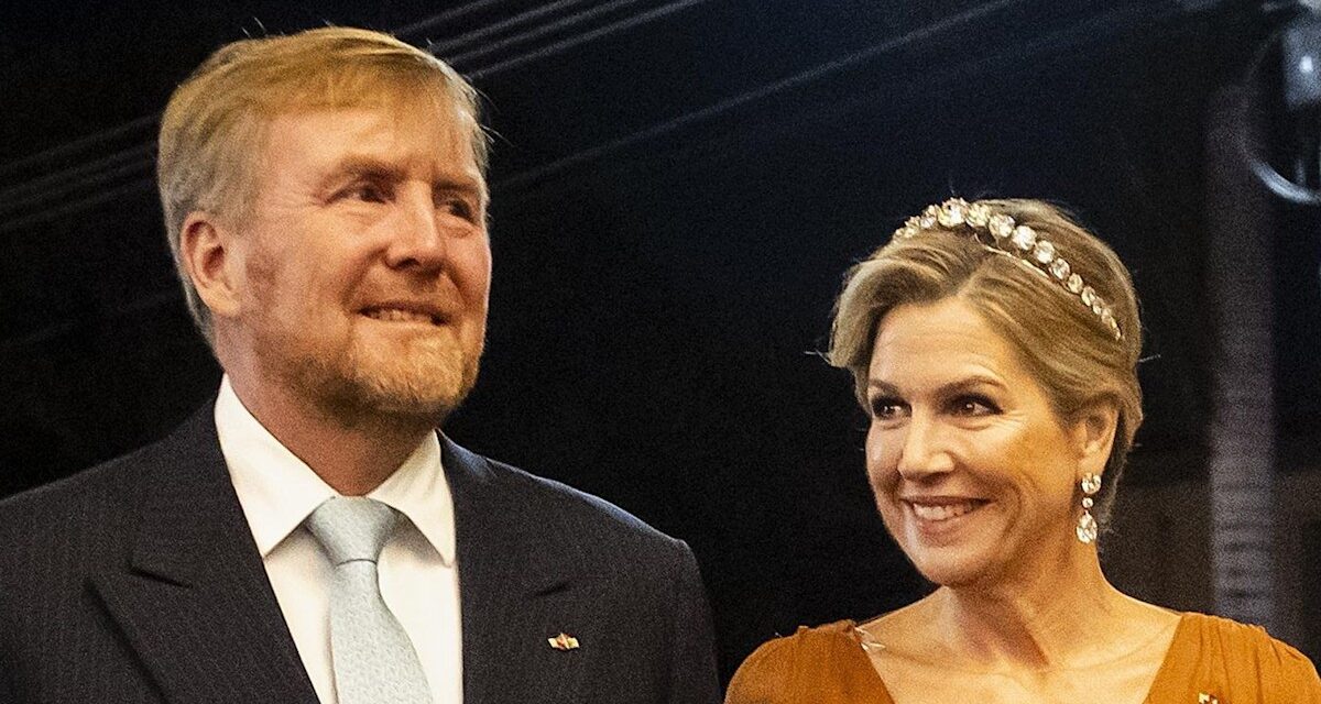 La reine Máxima « apporte le drame » avec une robe plongeante – et un diadème de noces en diamant